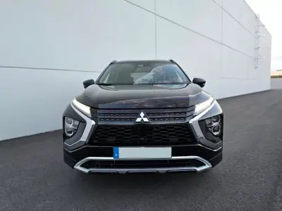Mitsubishi Eclipse Cross 2022 - 23750 EUR, 67500 km - AUTO.MOTO.pt - 67500km - foto 5 de 31