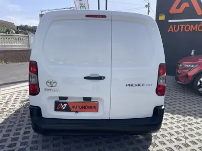 Toyota Proace City Verso 2021 - 16950 EUR, 84847 km - 84847km - foto 6 de 14