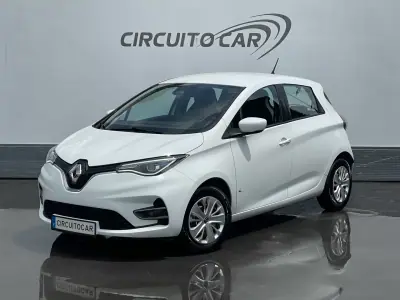 Renault Zoe 2020 - 14800 EUR, 56840 km - AUTO.MOTO.pt - 56840km - foto 1 de 42