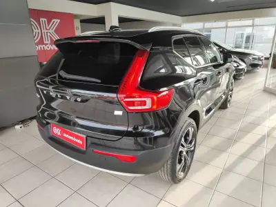 Volvo XC 40 2020 - 28250 EUR, 45500 km - AUTO.MOTO.pt - 45500km - foto 12 de 35