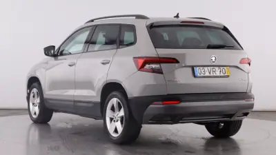 Skoda Karoq 2018 - 16499 EUR, 161021 km - 161021km - foto 2 de 11