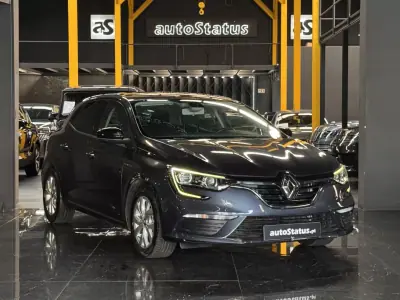 Renault Mégane 2020 - 12990 EUR, 196100 km - AUTO.MOTO.pt - 196100km - foto 2 de 23