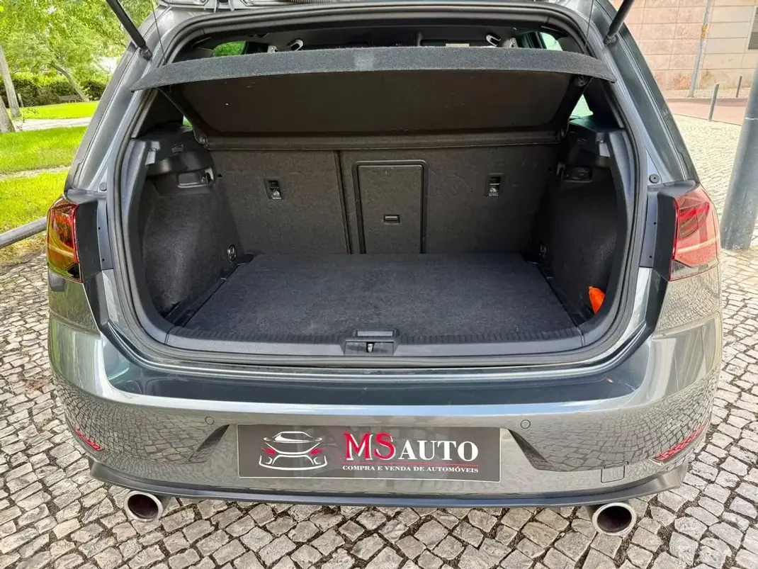 Volkswagen Golf 2019 - 26490 EUR, 113600 km - 113600km - foto 34 de 34