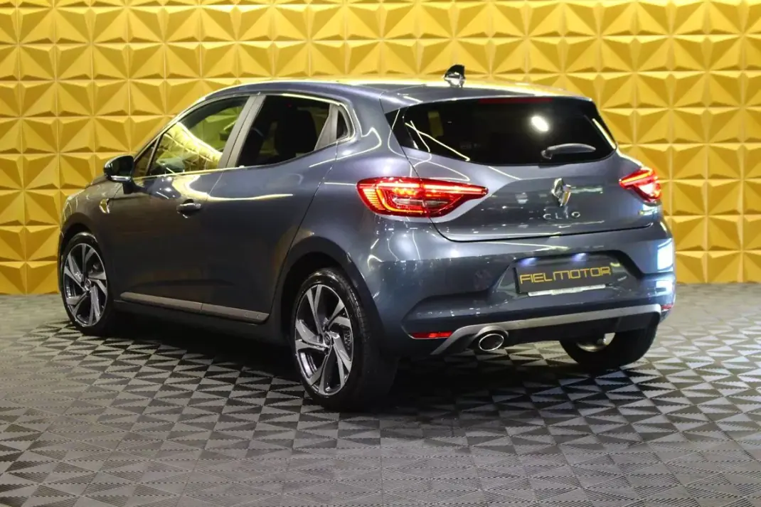 Renault Clio 2020 - 14250 EUR, 150138 km - AUTO.MOTO.pt - 150138km - foto 11 de 28