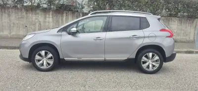 Peugeot 2008 2015 - 10750 EUR, 51000 km - 51000km - foto 4 de 26