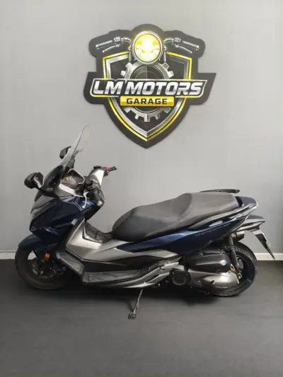 Honda Forza 2018 - 3890 EUR, 41000 km - AUTO.MOTO.pt - 41000km - foto 10 de 21