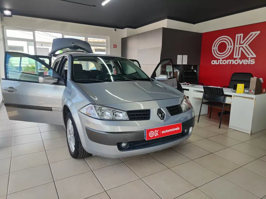 Renault Mégane 2005 - 2950 EUR, 278000 km - 278000km - foto 18 de 32