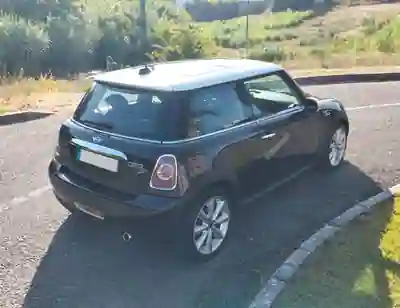 MINI Cooper 2013 - 9500 EUR, 187994 km - AUTO.MOTO.pt - 187994km - foto 5 de 15