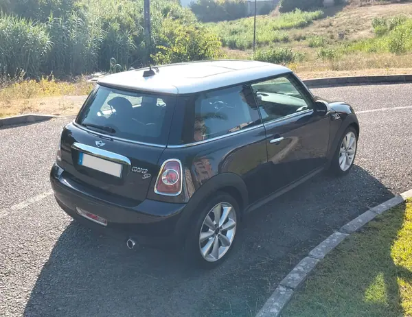 MINI Cooper 2013 - 9500 EUR, 187994 km - AUTO.MOTO.pt - 187994km - foto 5 de 15