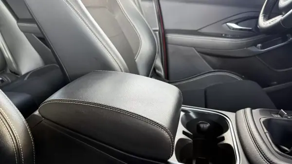 Jaguar E-Pace 2019 - 24500 EUR, 164000 km - AUTO.MOTO.pt - 164000km - foto 52 de 64