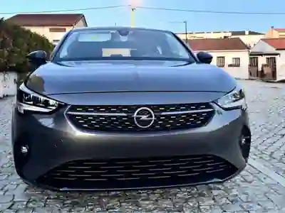 Opel Corsa 2022 — foto 2 de 10