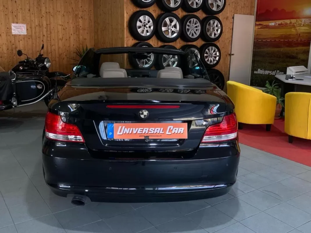 BMW 120 2008 - 12800 EUR, 174000 km - AUTO.MOTO.pt - 174000km - foto 6 de 23