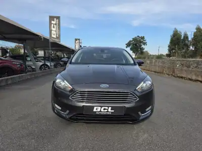 Ford Focus 2015 - 10990 EUR, 105000 km - AUTO.MOTO.pt - 105000km - foto 2 de 32