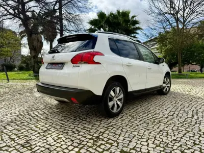 Peugeot 2008 2014 - 9890 EUR, 164650 km - AUTO.MOTO.pt - 164650km - foto 4 de 34