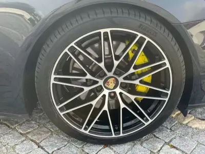 Porsche Panamera 2017 - 58990 EUR, 114000 km - AUTO.MOTO.pt - 114000km - foto 39 de 39