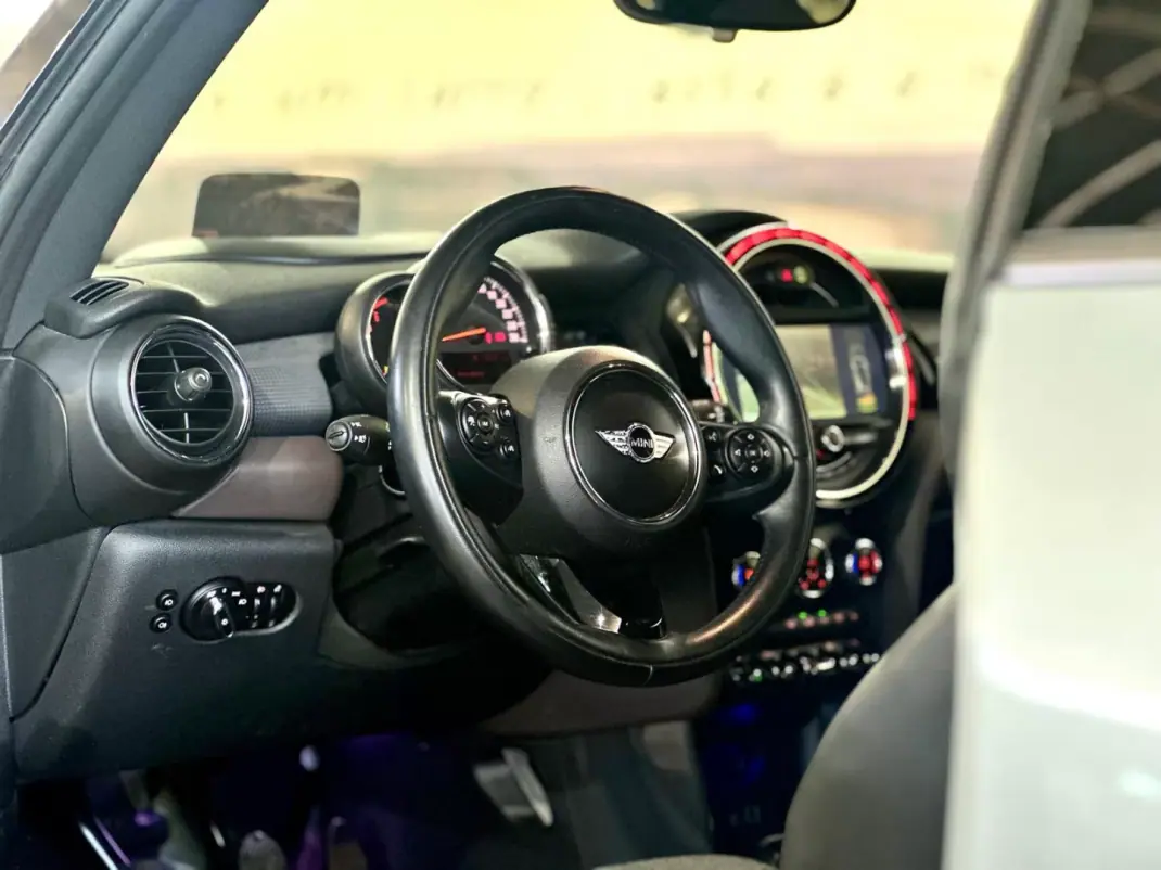 MINI 3 Portas 2014 - 13900 EUR, 173246 km - AUTO.MOTO.pt - 173246km - foto 16 de 27