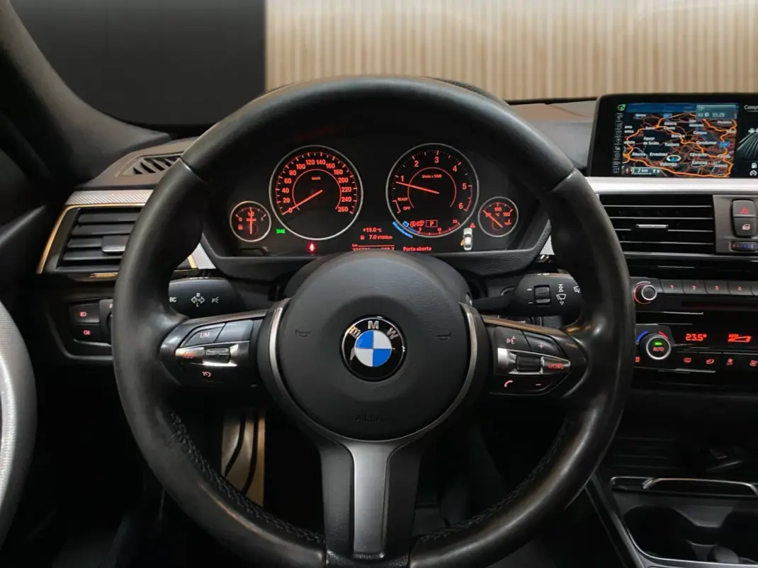 BMW 320 2016 - 20850 EUR, 275700 km - AUTO.MOTO.pt - 275700km - foto 9 de 21