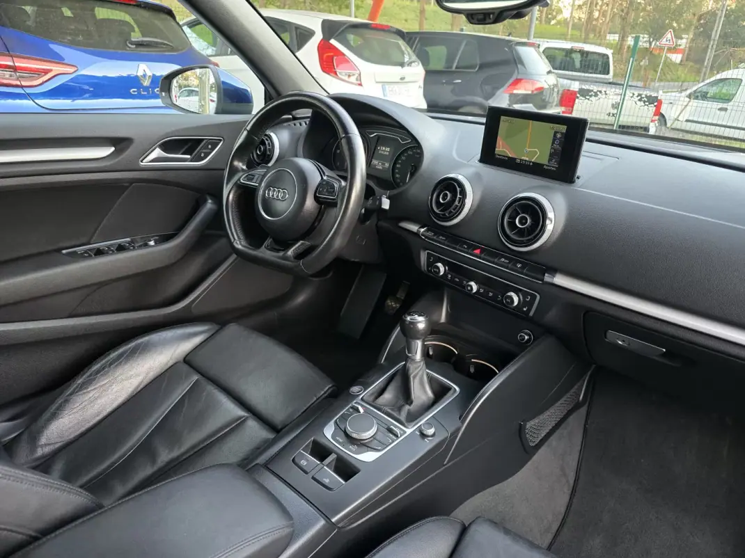 Audi A3 Cabrio 2014 - 19500 EUR, 170000 km - AUTO.MOTO.pt - 170000km - foto 6 de 13