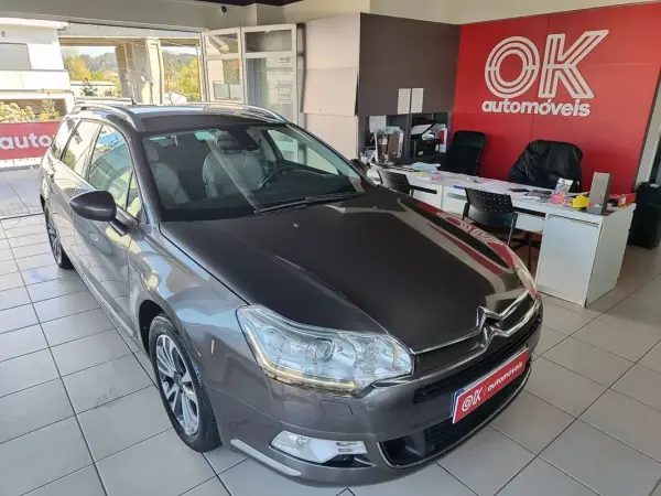Citroën C5 Tourer 2017 - 9500 EUR, 248400 km - AUTO.MOTO.pt - 248400km - foto 2 de 38