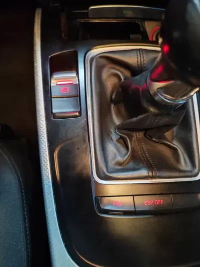 Audi A4 Avant 2009 - 12950 EUR, 231500 km - AUTO.MOTO.pt - 231500km - foto 30 de 36