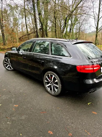 Audi A4 Avant 2013 - 14990 EUR, 181080 km - AUTO.MOTO.pt - 181080km - foto 12 de 25