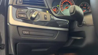 BMW 520 2011 - 10900 EUR, 370543 km - AUTO.MOTO.pt - 370543km - foto 34 de 54