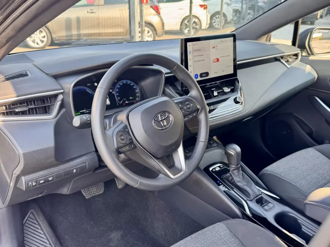 Toyota Corolla Touring Sports 2025 - 34990 EUR, 11000 km - 11000km - foto 8 de 20