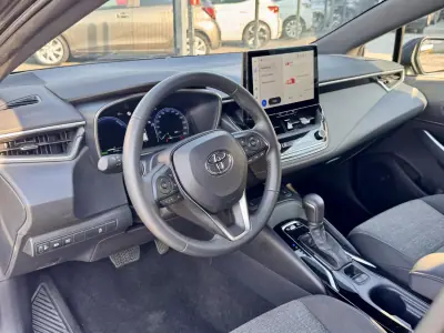 Toyota Corolla Touring Sports 2025 - 34990 EUR, 11000 km - 11000km - foto 8 de 20