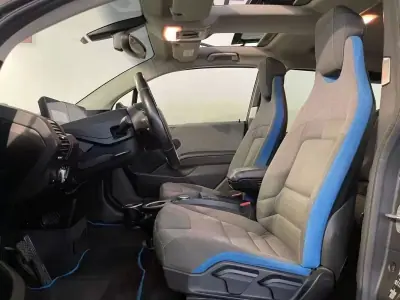 BMW i3 2016 - 13950 EUR, 124000 km - AUTO.MOTO.pt - 124000km - foto 17 de 40