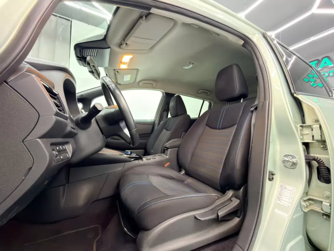 Nissan Leaf 2018 - 12500 EUR, 74000 km - AUTO.MOTO.pt - 74000km - foto 17 de 23