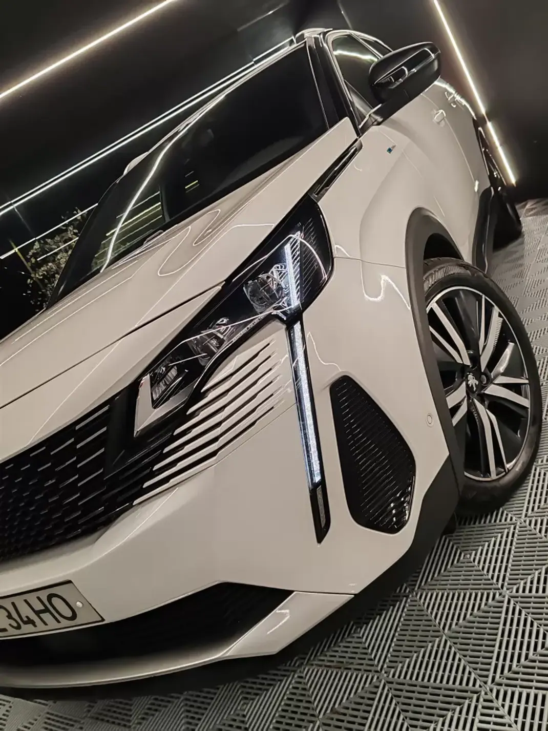 Peugeot 3008 2021 - 25750 EUR, 72000 km - AUTO.MOTO.pt - 72000km - foto 6 de 20