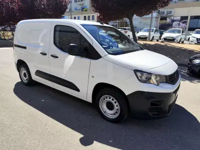 Peugeot Partner 1.6 HDI , 3 Lug. , Iva Dedutivel 2019 - 12480 EUR, 131000 km - AUTO.MOTO.pt - 131000km - foto 7 de 29