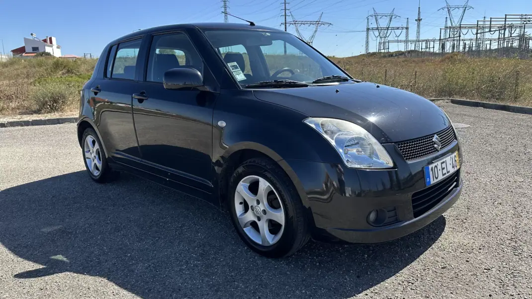 Suzuki Swift 2007 - 3250 EUR, 260000 km - 260000km - foto 2 de 9