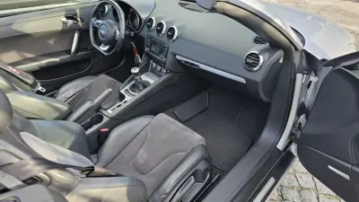 Audi TT Roadster 2007 - 14900 EUR, 151194 km - 151194km - foto 36 de 51