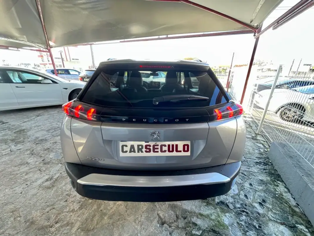 Peugeot 2008 2021 - 16950 EUR, 73469 km - AUTO.MOTO.pt - 73469km - foto 5 de 25