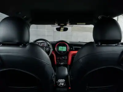MINI One 2019 - 17990 EUR, 53900 km - AUTO.MOTO.pt - 53900km - foto 29 de 50