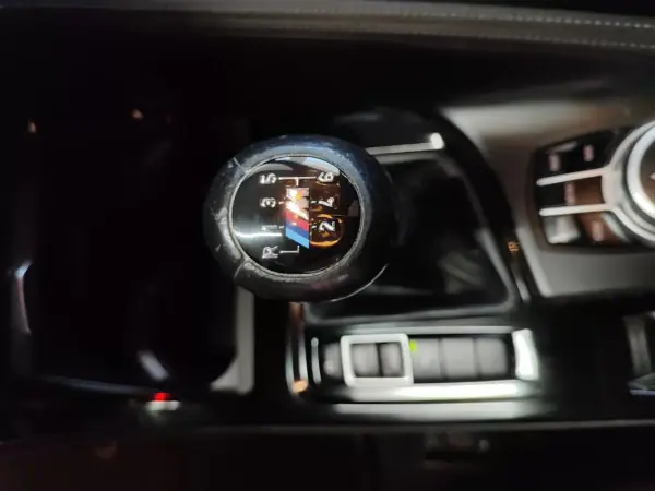 BMW X2 2018 - 22250 EUR, 147000 km - AUTO.MOTO.pt - 147000km - foto 37 de 40