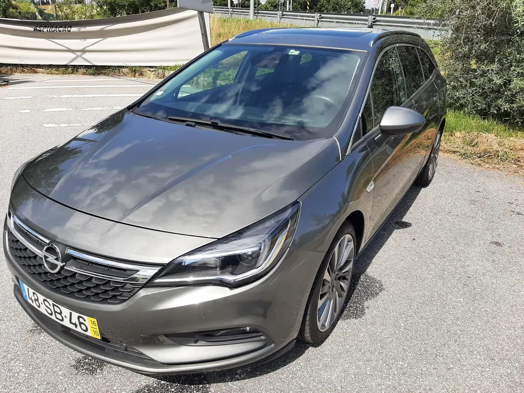 Opel Astra Sports Tourer 2016 - 9500 EUR, 234547 km - AUTO.MOTO.pt - 234547km - foto 1 de 9