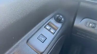 Peugeot Partner 1.6 BluHdi Pro 2019 - 12490 EUR, 144000 km - AUTO.MOTO.pt - 144000km - foto 12 de 19