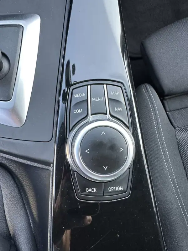 BMW 420 Gran Coupé 2019 - 23900 EUR, 180000 km - AUTO.MOTO.pt - 180000km - foto 42 de 61