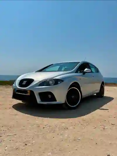SEAT Leon 2006 - 6000 EUR, 239000 km - 239000km - foto 2 de 5