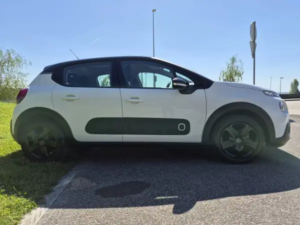 Citroën C3 2017 - 9890 EUR, 59990 km - AUTO.MOTO.pt - 59990km - foto 10 de 14