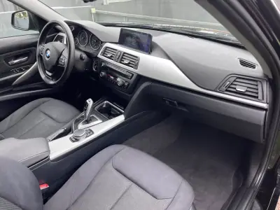BMW 320 2013 - 13900 EUR, 220000 km - AUTO.MOTO.pt - 220000km - foto 47 de 55