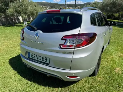 Renault Mégane Break 2013 - 8950 EUR, 239000 km - 239000km - foto 4 de 12