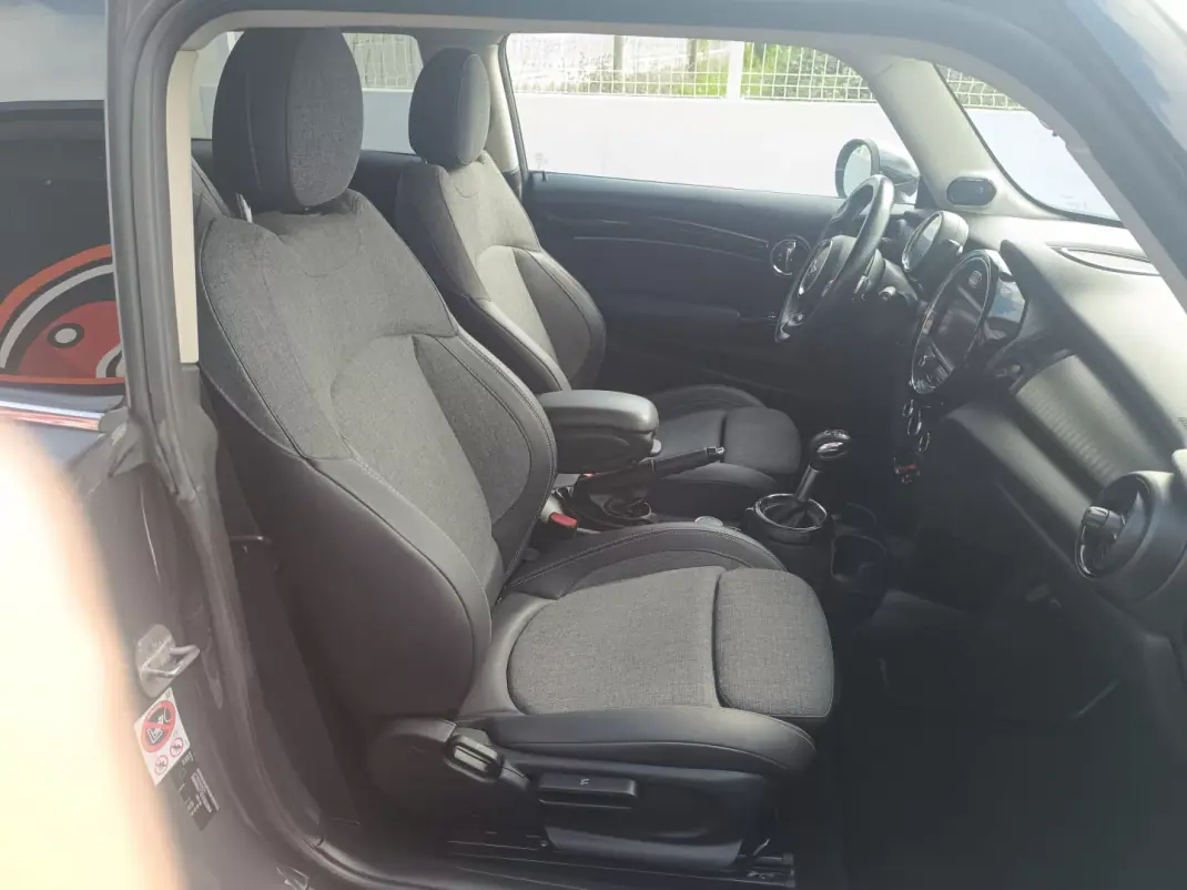 MINI Cooper S 2016 - 15900 EUR, 231018 km - AUTO.MOTO.pt - 231018km - foto 38 de 43