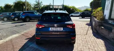 SEAT Arona 2023 - 15950 EUR, 72300 km - AUTO.MOTO.pt - 72300km - foto 5 de 12