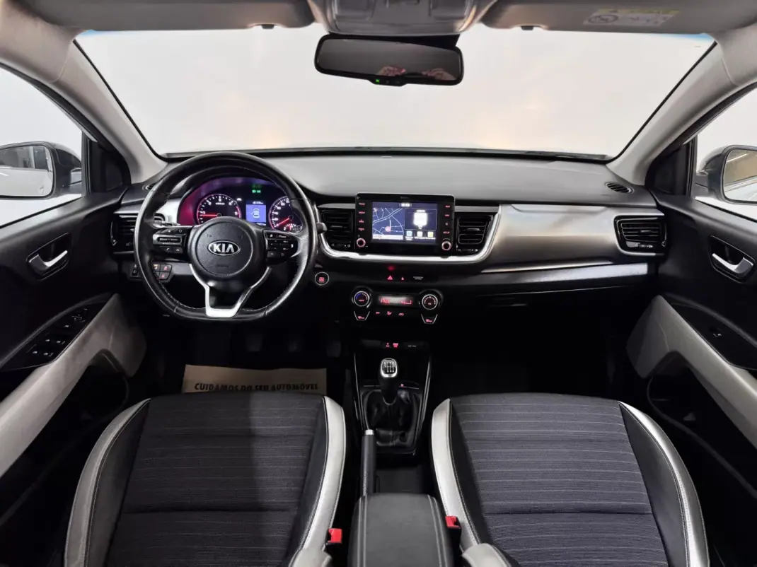 Kia Stonic 2019 - 15750 EUR, 68000 km - AUTO.MOTO.pt - 68000km - foto 30 de 60