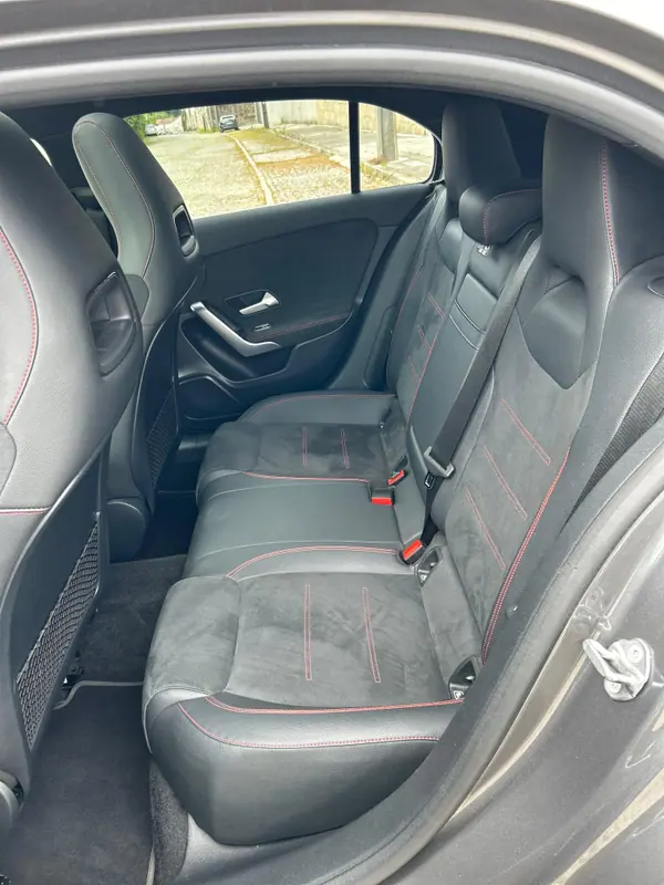 Mercedes-Benz A 250 2021 - 29000 EUR, 61300 km - AUTO.MOTO.pt - 61300km - foto 4 de 12