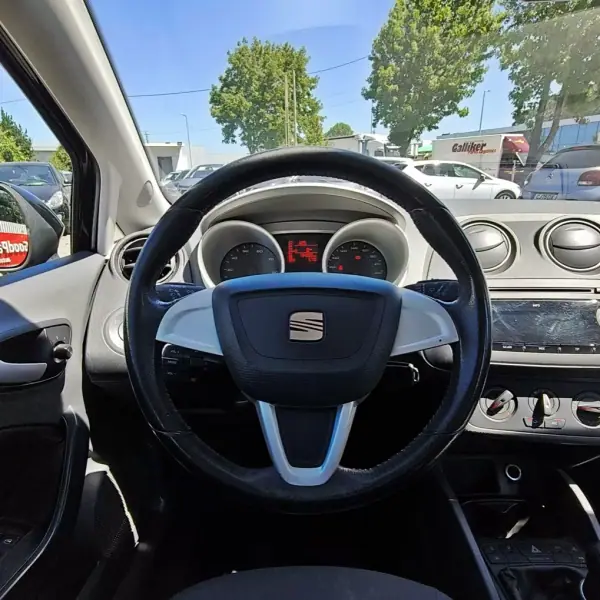 SEAT Ibiza ST 2011 - 6990 EUR, 134020 km - AUTO.MOTO.pt - 134020km - foto 14 de 26