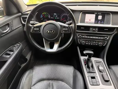 Kia Optima SW 2021 - 19500 EUR, 109915 km - AUTO.MOTO.pt - 109915km - foto 10 de 28